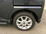 お車御覧いただきありがとうございます。ダイハツのムーヴ入庫致しました!