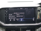 AM/FMラジオやBluetoothオーディオに対応。多彩なメディア再生が可能で、ドライブを快適に演出します。