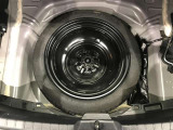 パンク時に交換する緊急用タイヤ