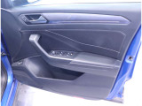Volkswagenのお車は、安全性、デザイン、装備レベルの高さで世界基準車とも評されております。