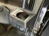 延長保証につきましてはお求めいただく車両によって保証料が異なりますので、当店スタッフまでお気軽にお問い合わせくださいませ。