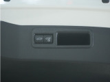 ◆パワーテールゲート◆キーや運転席のボタン、ハンズフリー機能など多彩なアクセスで自動開閉できます。