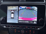 アラウンドビューモニターは車庫入れの強い味方となってくれます。上から車を見下ろすように視ることで、駐車場枠内にビシッと真っ直ぐ停めれます!☆一度使ったらわかって頂けます☆