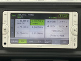 多彩な音源に対応し、お好みの音楽をクリアなサウンドで楽しめます。ラジオやCDなど、様々なメディアから音楽を選べます。