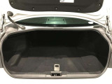 普段のお買い物や通勤、送迎等に十分な荷室スペースを確保しております。
