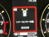 快適にお乗りいただくために、外装を美しく仕上げるだけでなく、内装も細部にいたるまで徹底した清掃・洗浄を実施。美しく・清潔な室内空間を実現しております。