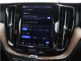 プラグインハイブリッドシステムは、各ドライブモードに応じて電気モーターとガソリンエンジンを協調制御します。