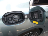 車輌に関する装備・価格等ご不明点などお気軽にお問合せ下さい。また、総額価格に関しましては車輌本体価格に納車に関わる費用等は別途料金がかかります。詳細は当店スタッフへお問い合わせ下さいませ。