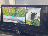 【アラウンドビューモニター】専用のカメラにより、上から見下ろしたような視点で360度クルマの周囲を確認することができます☆死角部分も確認しやすく、狭い場所での切り返しや駐車もスムーズに行えます。
