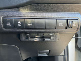 運転席周りに集約され使いやすい各スイッチ類!快適な運転で安心ドライブ!