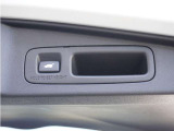 ◆パワーテールゲート◆キーや運転席のボタン、ハンズフリー機能など多彩なアクセスで自動開閉できます。