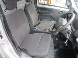 4WD/オートマ/ワンオーナー/エアコン/パワーウィンドウ/エアバッグ/衝突被害軽減ブレーキ/CD再生/AM・FMラジオ/作業灯/3方開/ドアバイザー