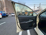 商談のタイミングによって他のお客様に売れてしまう事がございます。ご来店の際は事前にご連絡いただけましたら、すぐにお答えいたします!