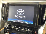 【大画面ナビ】人気の大型9.2インチナビを装備。存在感のある大画面はインパクト大!ナビ利用時のマップ表示は見やすく、テレビやDVDは臨場感がアップ!いつものドライブがグッと楽しくなります♪