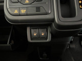 運転席と助手席にシートヒーターもついてます!
