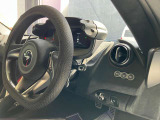 3994ccV8ツインターボ 750PS/7500rpm 800Nm/5500rpm(カタログ値) 1,440kg ステルスホイールフィニッシュ マシンロゴキャリパ P-ZERO CORSA 245/35ZR19・305/30ZR20 電気色変化ガラス クロミック電動オープン