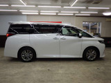 気持ち良く新しいカーライフがスタートできます様全車内外装クリーニングを実施しております。
