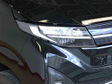 ☆オートライト機能☆車外の明るさに応じて自動的にヘッドランプを点灯・消灯。夕暮れ時やトンネルなどで役立ちます!