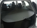 荷室を覆い保護してくれるカバーを装備!。プライバシー保護にも役立ちます。