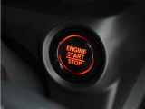 ◆ドアミラーウインカー◆ドアミラーにウインカーを装備しています。対向車に自身の進行方向を合図し安全に運転できます。