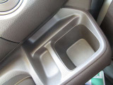 運転席ドリンクホルダー!