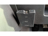 ETC車載器を搭載しています!高速道路でスムーズに清算でき便利ですね♪