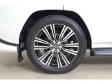 265/50R22
