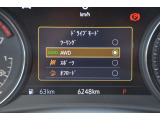 走行モードは2WDのツーリングモード、4WDは3種類のモードの中から条件に応じてお選び頂けます。