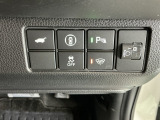 運転席から操作しやすい各種スイッチ