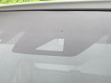 【トヨタセーフティセンス】走行中に前方の車両等を認識し、衝突しそうな時は警報とブレーキで衝突回避と被害軽減をアシスト。より安全にドライブをお楽しみいただけます。