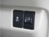 ◆VSA◆横滑り防止装置が装備されています。コーナーリング時の横すべりを抑える機能と、車両の急激な挙動変化を抑える機能で、安定した走行を実現しています。運転に安心とゆとりが出来ます。