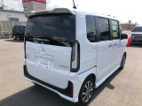 【車体写真】どのメーカーのお車でも、査定大歓迎です!その場で無料査定をさせていただきます。