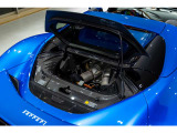 フェラーリ正規ディーラー ideal(イデアル) でございます。サービス工場併設しており、メンテナンスは専任メカニックにお任せ下さいませ。