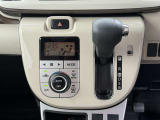 オートエアコン装備☆オートなので温度設定すれば自動で風量の強弱等を行ってくれます☆