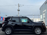 JEEPらしいシンプルなボディーラインがかっこいい!