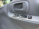 運転席側の窓スイッチです。