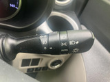 視認性の高い操作部で、安全な走行をサポート。スムーズな操作感で、スムーズな車線変更を実現します。