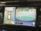 【アラウンドビューモニター】専用のカメラにより、上から見下ろしたような視点で360度クルマの周囲を確認することができます☆縦列駐車や幅寄せ時に活躍してくれます♪