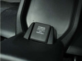 ◆12V電源ソケット◆スマートフォンの充電等にも便利な電源ソケット!使いやすい場所に装備されています。