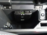 ETC車載器付きです。高速道路の料金所もスムーズに通過できます。