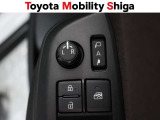 駐車時に便利なスマ-トキ-連動オ-ト格納式ドアミラーを装備しています。施錠すると自動的にドアミラーを格納する便利な機能です!