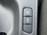 運転席周りに集約され使いやすい各スイッチ類!快適な運転で安心ドライブ!