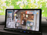 停車時に映像を楽しめるエンターテイメント機能です。移動時間を有効活用し、快適なひとときを過ごせます。
