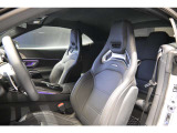 メルセデスの認定中古車「サーティファイドカー」では、専用のコールセンターにオペレータが24時間365日待機