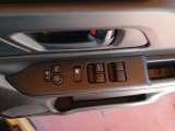 【運転席側パワーウインドースイッチ】