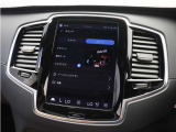 【Bowers&Wilkins】カスタマイズできる音響空間。車内で、自分だけの音響体験を。「ジャズクラブ」などお好みのシーンを選んで、まるでその場所にいるかのような臨場感を味わえます。