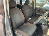 最適なドライビングポジションで操作性を向上!長時間運転の疲れを軽減します。