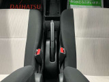 エンジンオイル、オイルエレメント、ワイパーゴム交換。その他バッテリーやベルト類など点検の上、必要な場合には交換してお渡します。