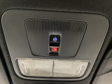 【SOSボタン】体調が悪くなったときや、事故に遭遇したとき、あおり運転にあっている時など、緊急時にボタンを押すと緊急サポートセンターにつながり、オペレーターが警察・救急への取次ぎを行います。
