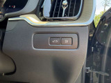 ◆パワーテールゲート/運転席から降りることなくテールゲートの開閉が可能です。